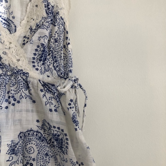 Tank top - Picture 3 of 3